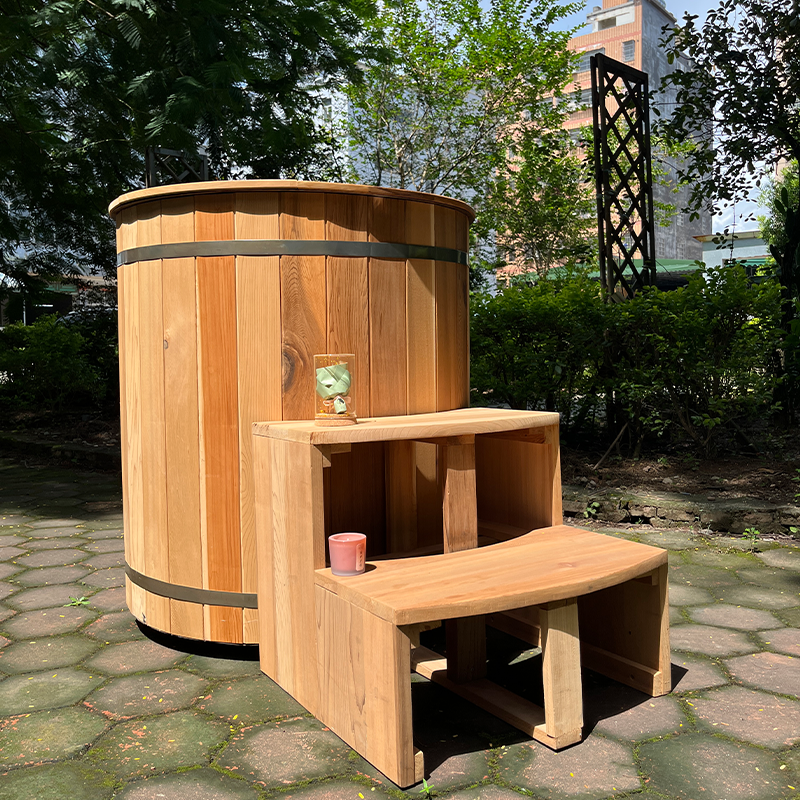 UnleashRep Canadian Red Cedar Round Cold Plunge Tub