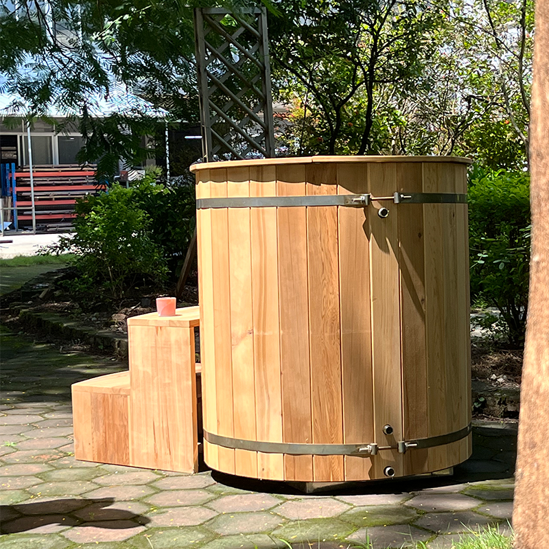 UnleashRep Canadian Red Cedar Round Cold Plunge Tub